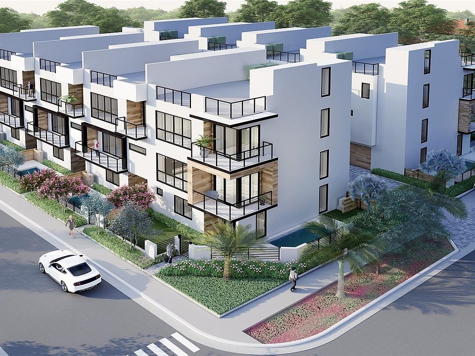 1st image of 814 NE 2nd Street