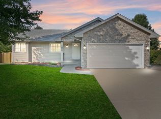 2804 SW Glenbrooke Blvd, Ankeny, IA 50023