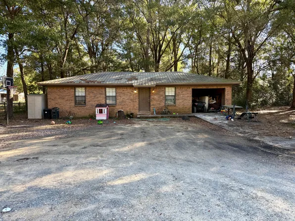 32 Josephine St, Defuniak Springs, FL 32433