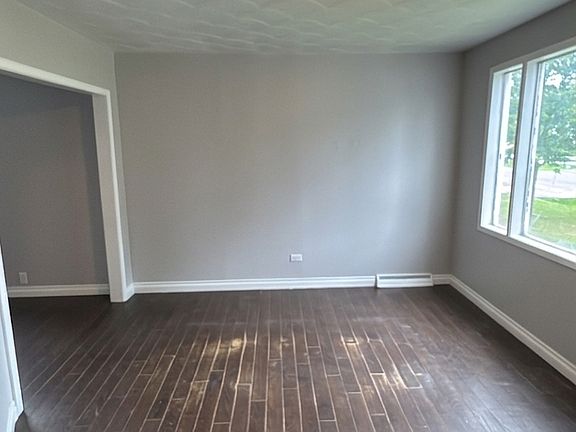 3rd image of 3 Cameron Ave