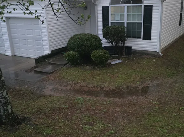 2816 Two Lakes Cir S, Atlanta, GA 30349