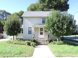 52 S Jackson St, Elgin, IL 60123