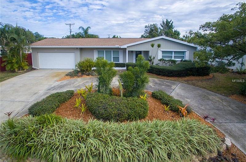 1st image of 1295 Hill Dr