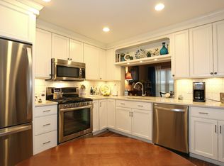 99 Jonathan Dr, Mahopac, NY 10541