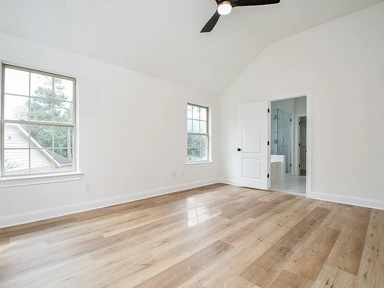 18 Hadlock Pl — Photo 14
