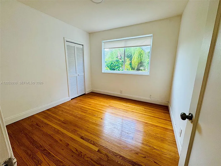 920 N 26th Ave — Photo 10