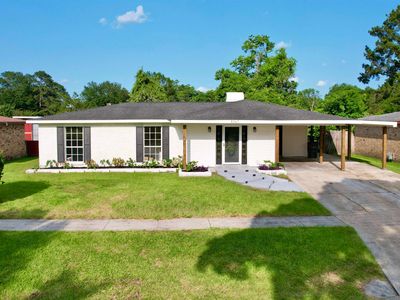 5960 W Fairlane Ct, Baton Rouge, LA, 70812