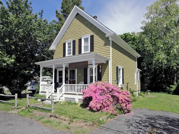 5 Anthony St, Acushnet, MA 02743