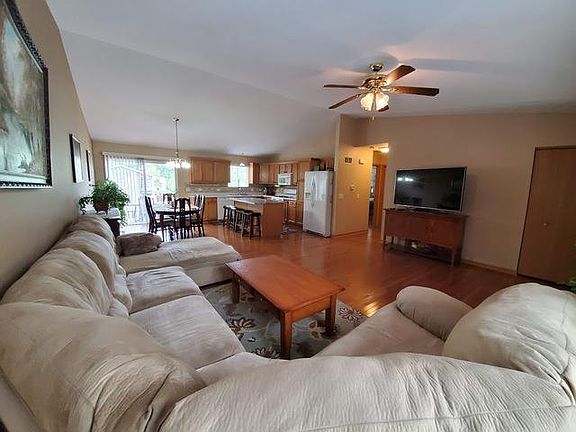5th image of 25596 W Glade Dr