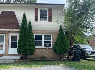 523 Monticello St, Winchester, VA 22601