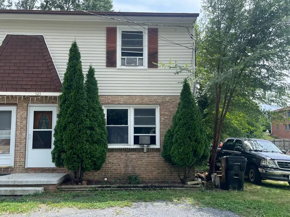 523 Monticello St, Winchester, VA 22601
