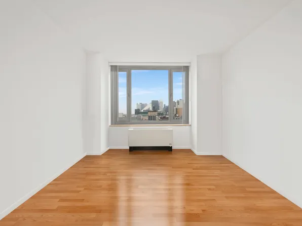 635 West 42nd Street 12D image 2 of 13
