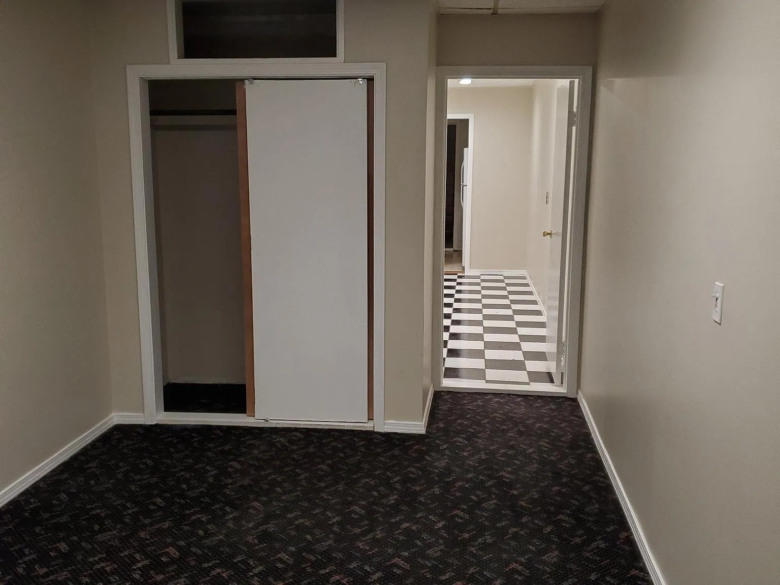 3751 W Dickens Ave — Photo 2