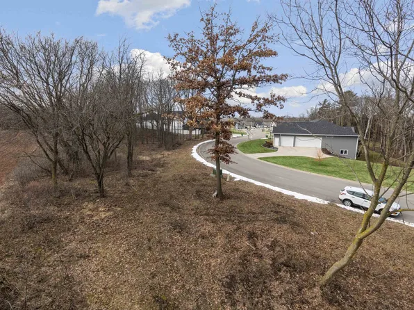 Largo Ridge Ct #3, Green Bay, WI 54311