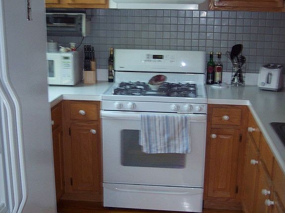5th image of 1805 Kennett Pl