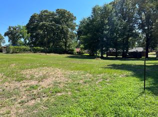 Walters St, Frankston, TX 75763