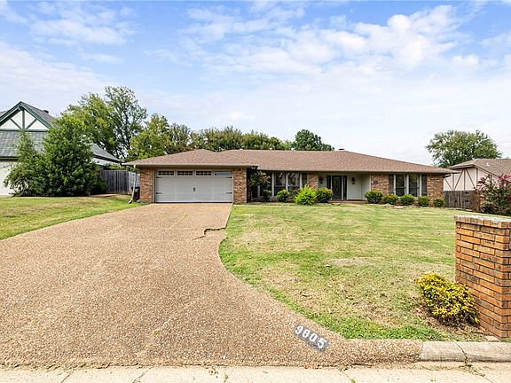 3rd image of 9005 Copper Oaks Ln