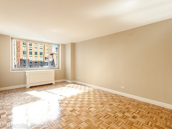 3rd image of 30 W 63rd St APT 15B