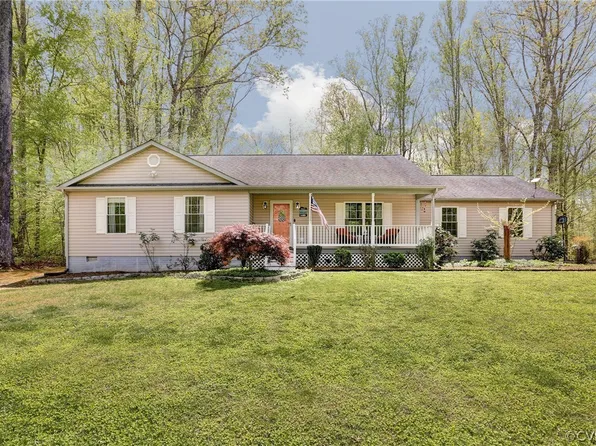 70 Cuckoos Nest Dr, Bumpass, VA 23024