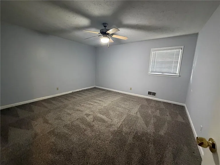 3336 Camelot Dr — Photo 26