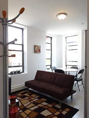 Rented by Portman Realty Corp | media 32