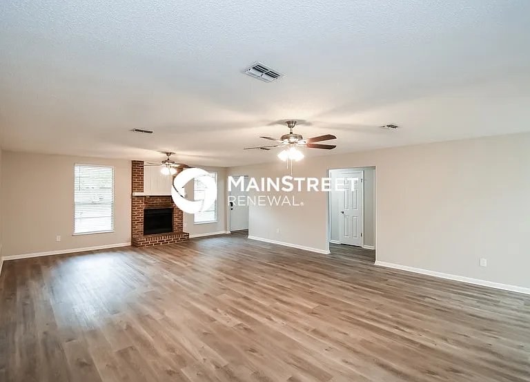 1114 Park St — Photo 5