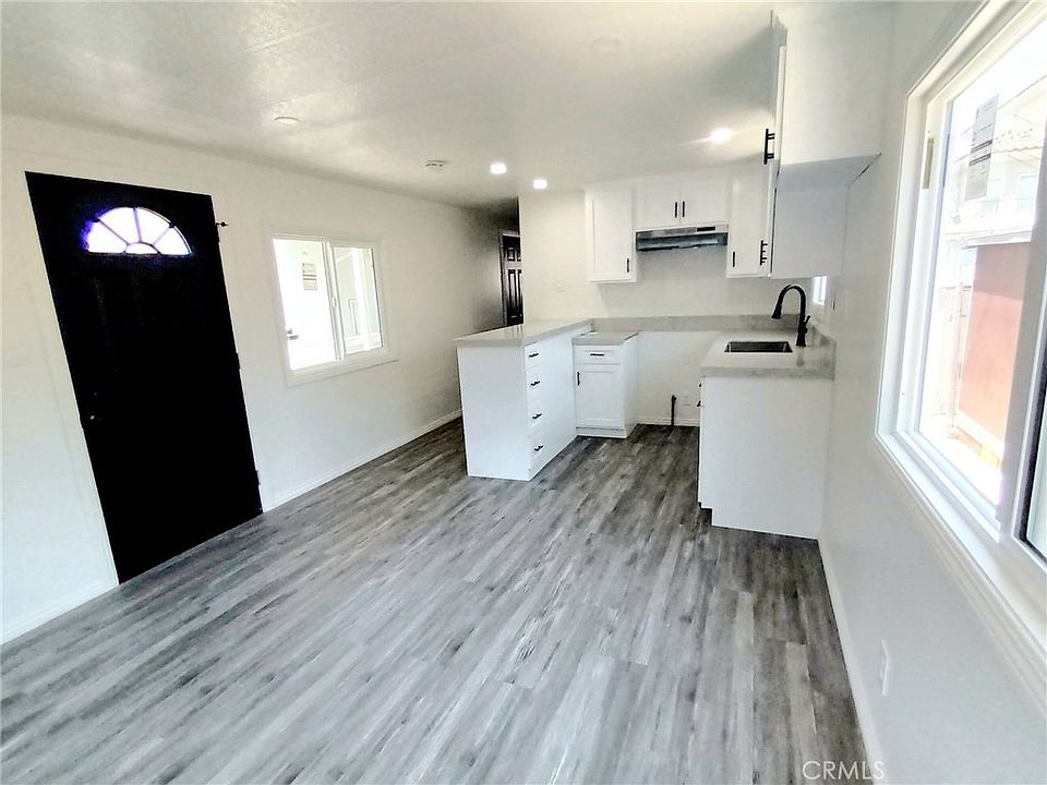 1st image of 1820 Torrance Blvd Space 13
