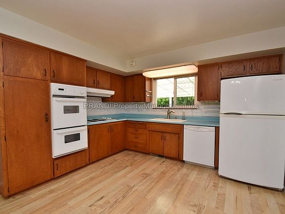 3rd image of 390 Calle De La Mesa