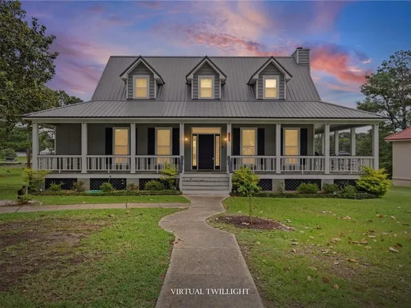 12171 Marguerite Dr, Coden, AL 36523