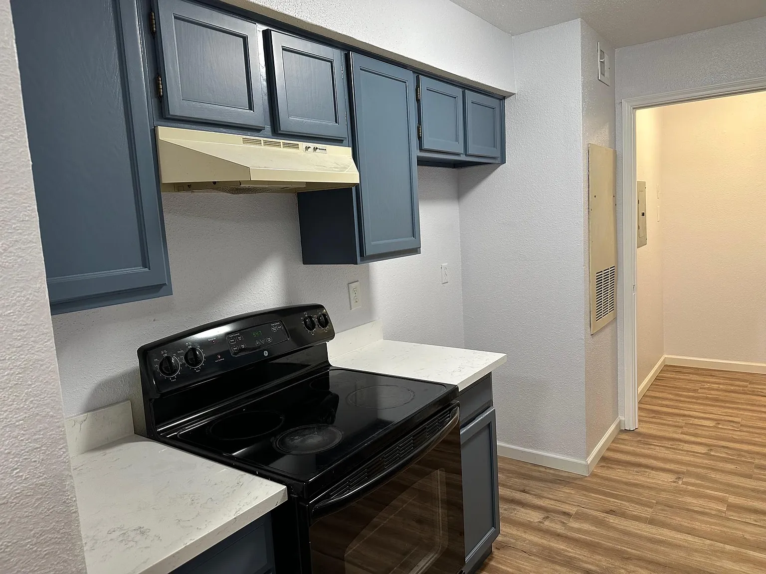 2 bed, 1068 sqft, $1,150 — Photo 2
