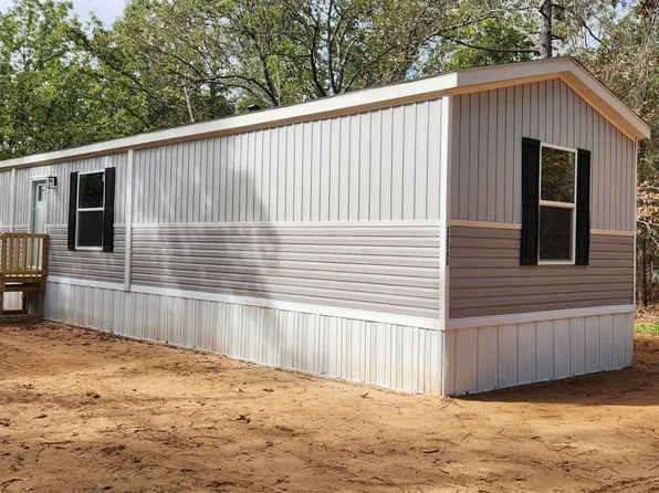 32681 Hillcreek Rd, Wagram, NC 28396