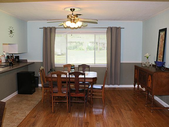 4th image of 207 Pinehills Dr