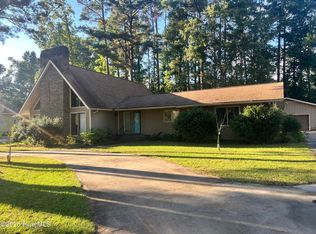 529 Ole Farm Trl, Whiteville, NC 28472