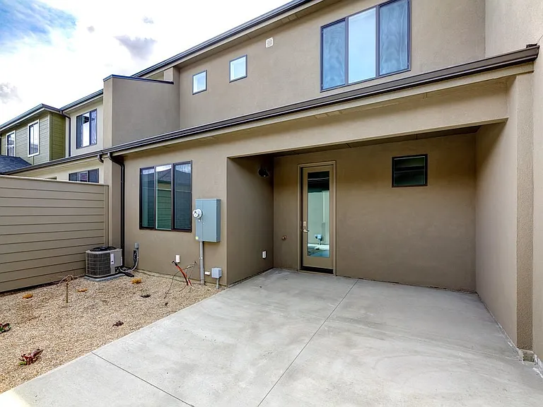 4314 E Parkcenter Blvd — Photo 24