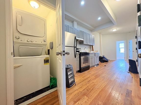 2nd image of 382 Manhattan Ave #2F