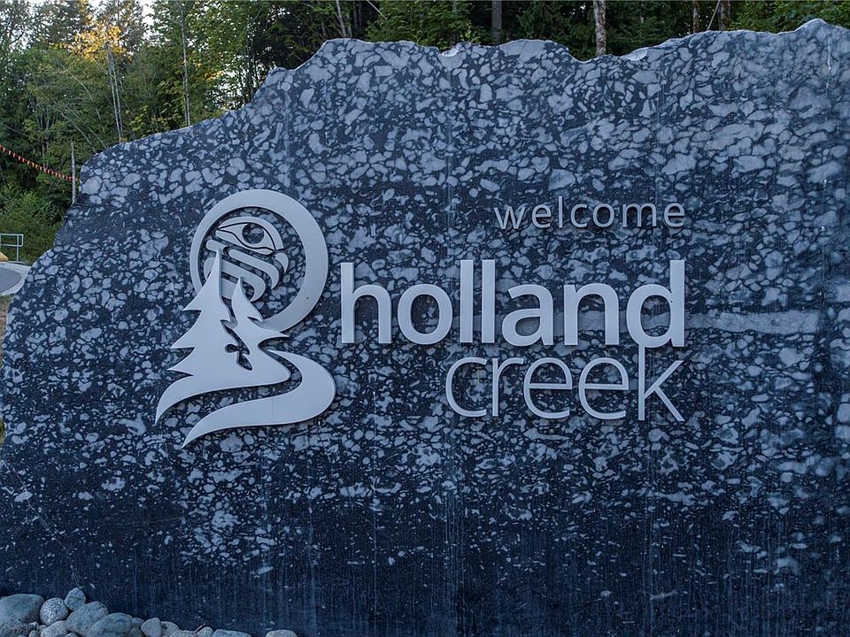 1st image of 6 Colonia Dr