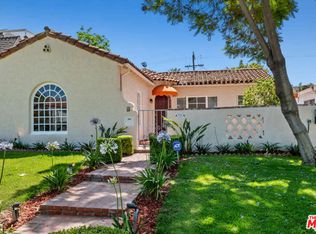 1152 S Point View St, Los Angeles, CA 90035