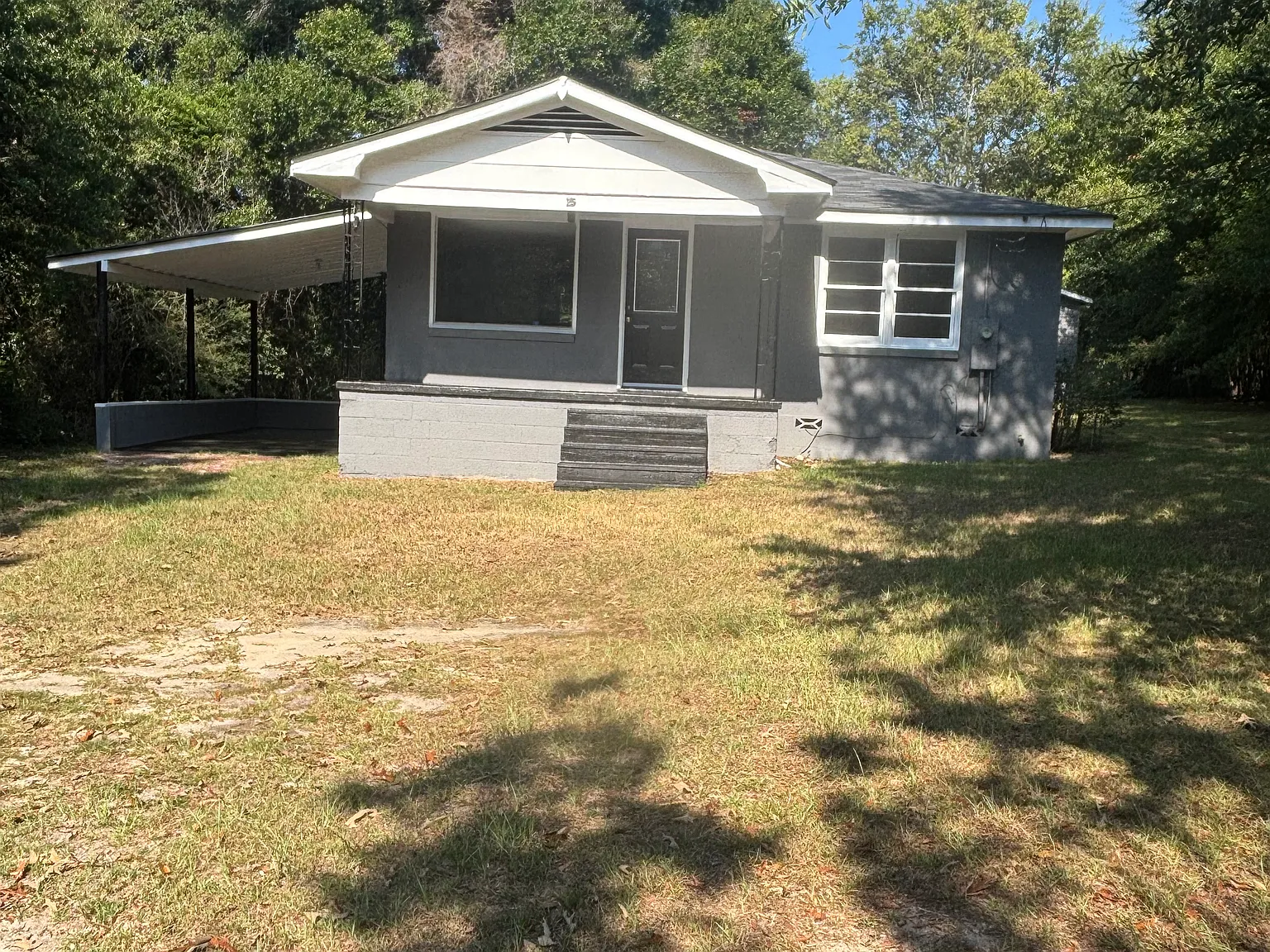 2 bed, 900 sqft, $950 — Photo 1
