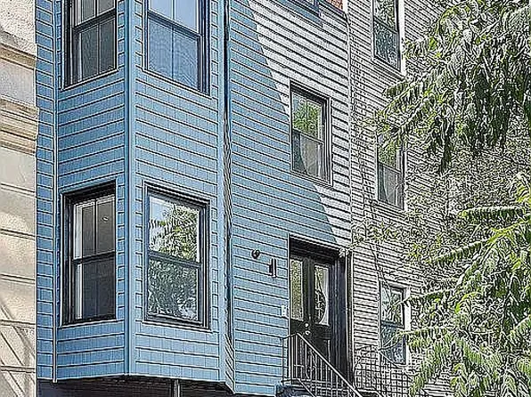 677 Decatur St, Brooklyn, NY 11233