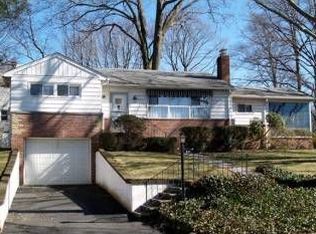 47 Lawrence Pkwy, Tenafly, NJ 07670