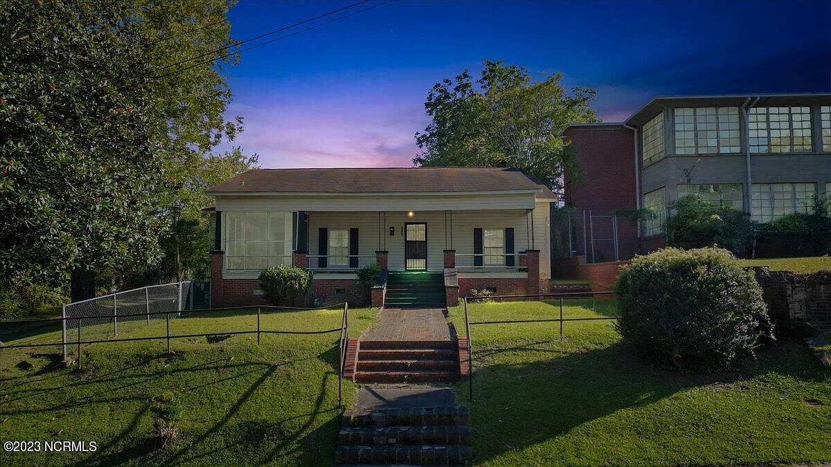 1020 Leak Street, Rockingham, NC 28379 | MLS #100409088 | Zillow