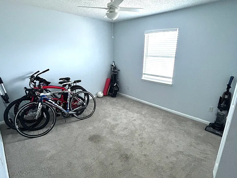 1121 Hibiscus St — Photo 8