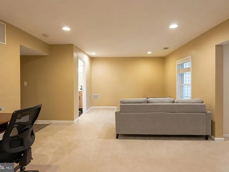 4658 Hummingbird Ln — Photo 45