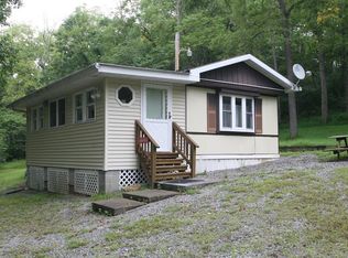 10996 Hummingbird Ln, Shade Gap, PA 17255