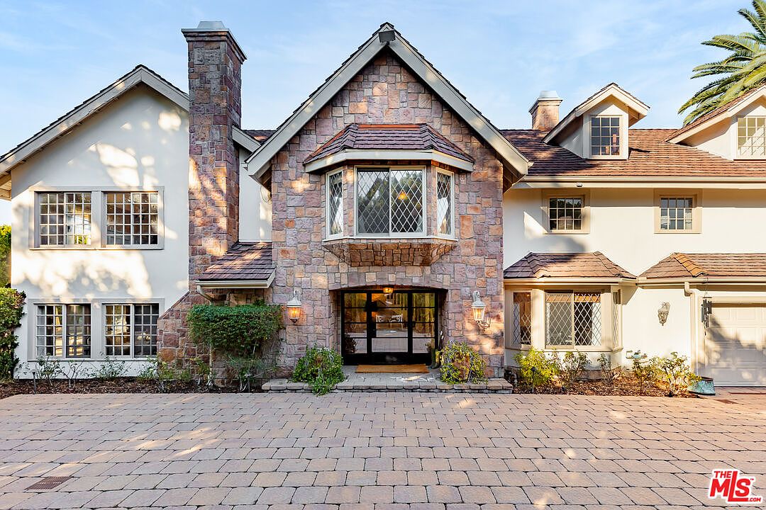 17605 Embassy Dr, Encino, CA 91316 Zillow