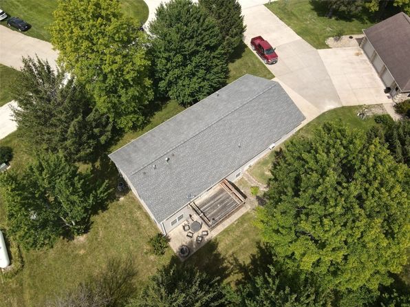 21853 98th St, Anamosa, IA 52205