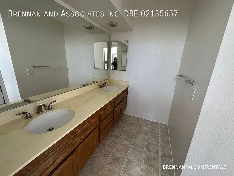1697 Parkland Way — Photo 17