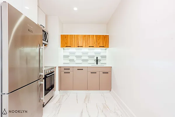 Rented by Nooklyn NYC LLC | media 41