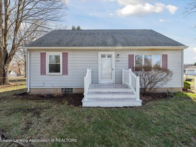 831 Jackson St, Eaton Rapids, MI, 48827