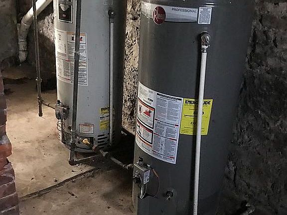 2nd image of 216 Doat St
